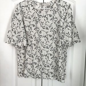 A New Day lightweight floral shell blouse black white